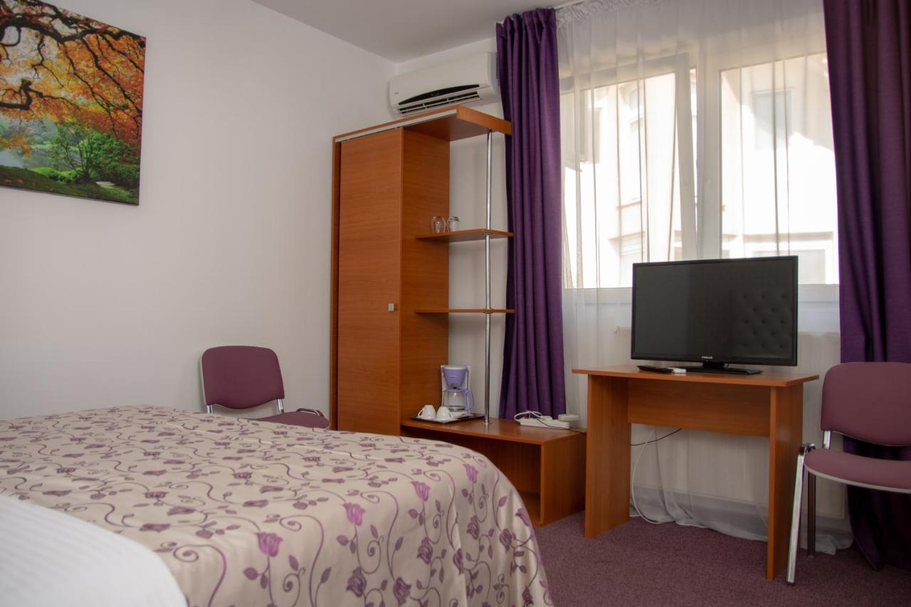 Iris Boutique Therme & Bucharest Otopeni Airport Exterior foto